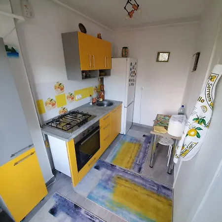 Garsoniera Noua In Zona Linistita - New Studio In Cozy Area Apartamento Bucareste